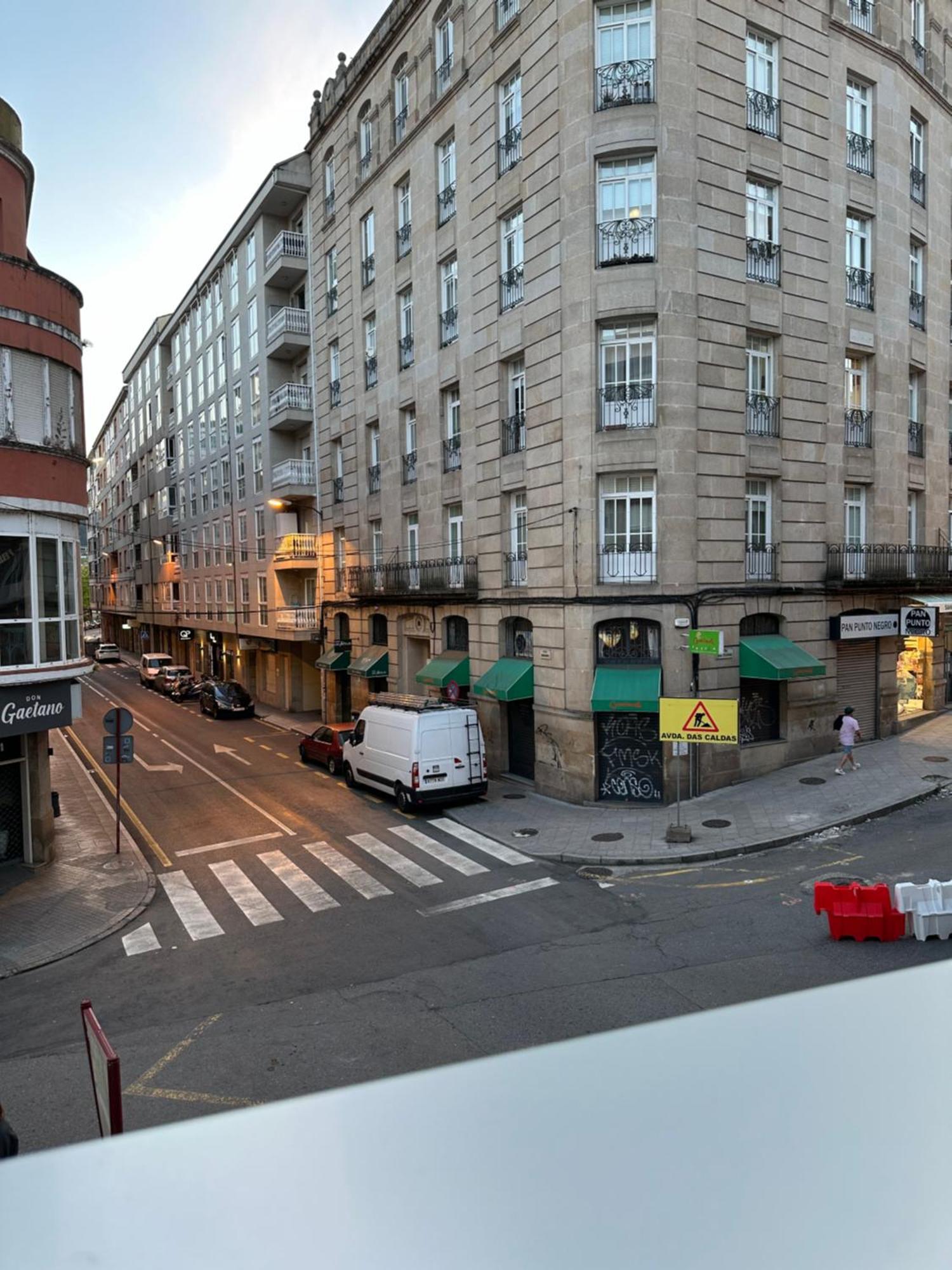 Apartamento Puente Romano Ourense Exterior foto